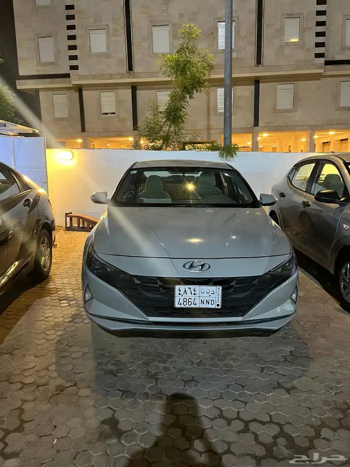 مجموعة من السيارات 16