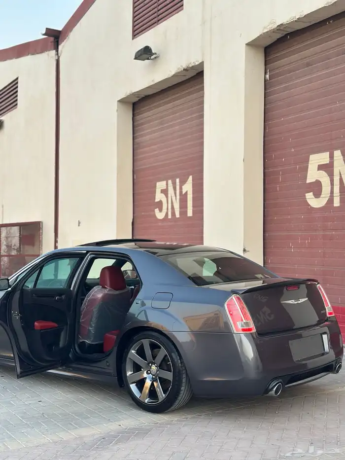 كرايسلر SRT بلاك ايدشن 2014 13