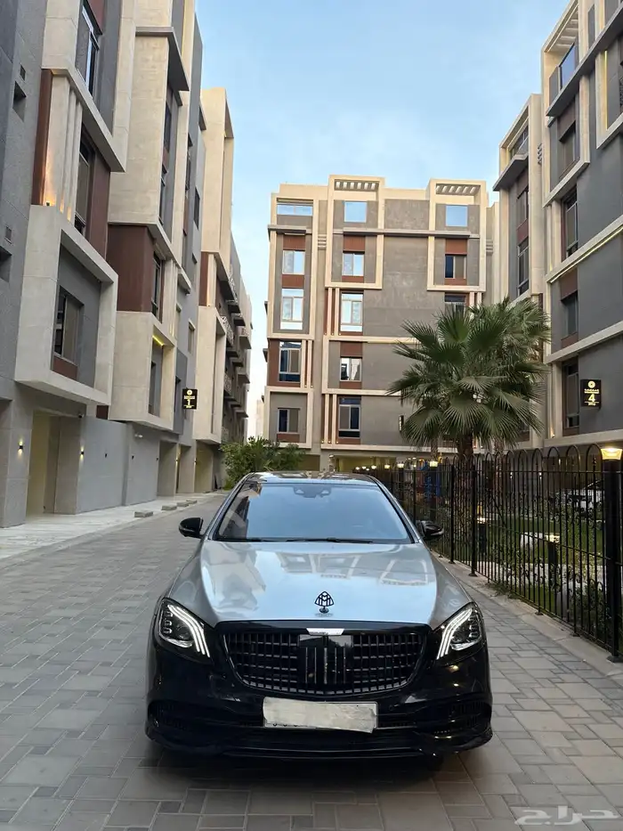 Mercedes مايباخ 2017 1