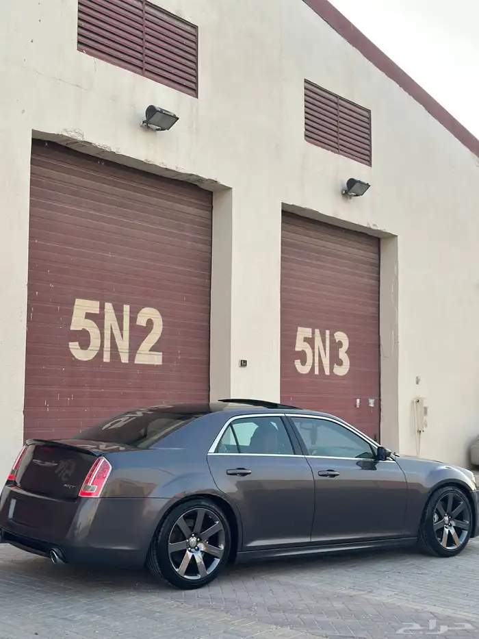 كرايسلر SRT بلاك ايدشن 2014 22