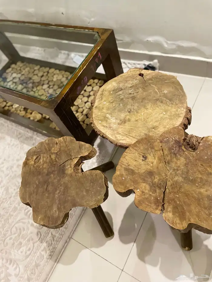 طاولة قهوه مع الخدمه 0