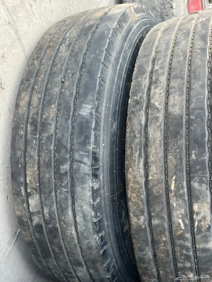 كفرات جنط 22.5 مقاس 315 نظيف شبه جديد . العدد 4 1