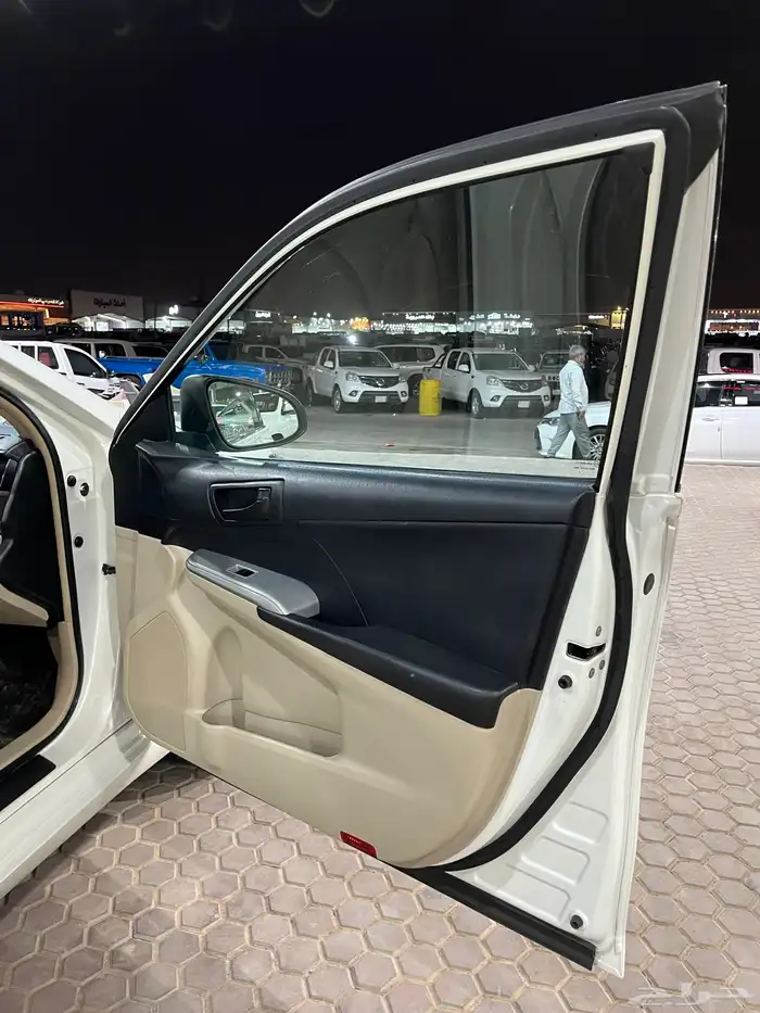تويوتا كامري مطور 21