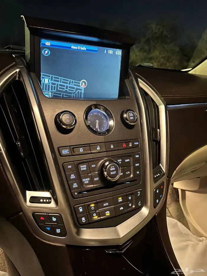 كاديلاك 2011 SRX فل كامل مخزن 36