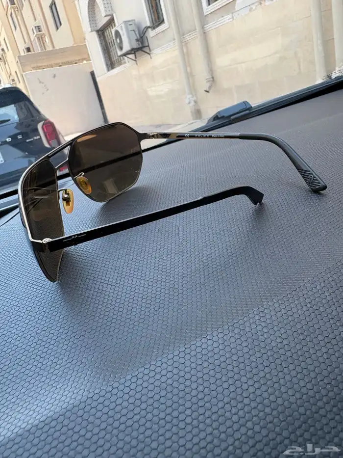 نظارة بوليس ذهبي اصلية police 2