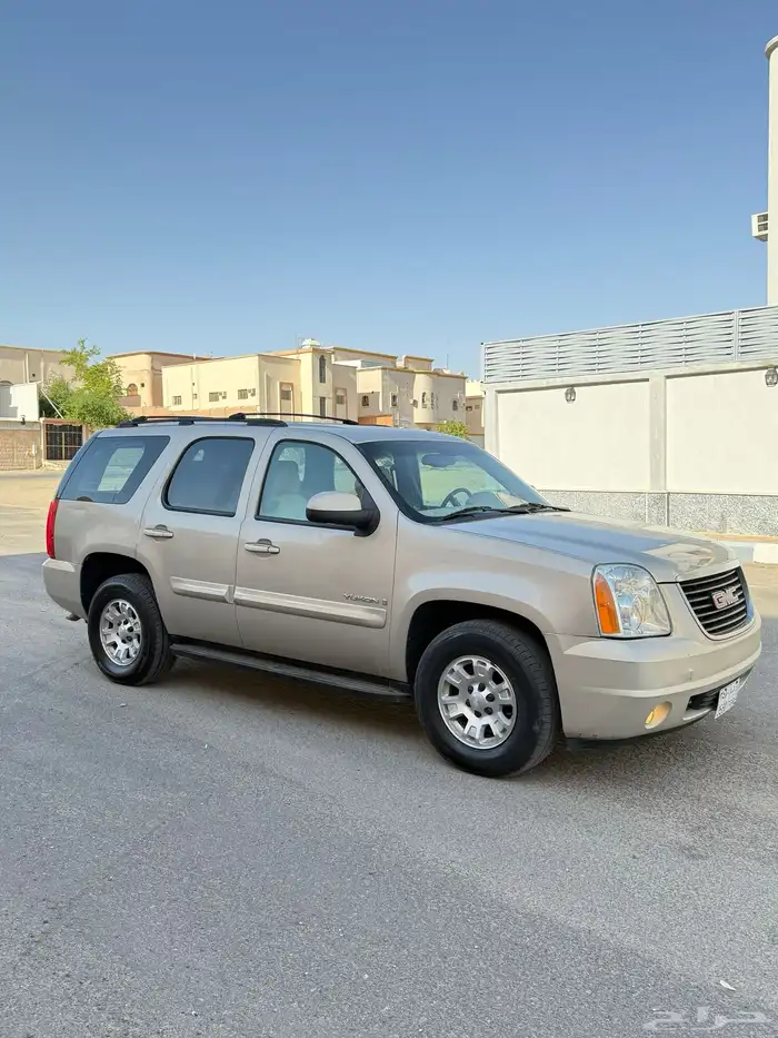 يوكن 2008 نظيف 4
