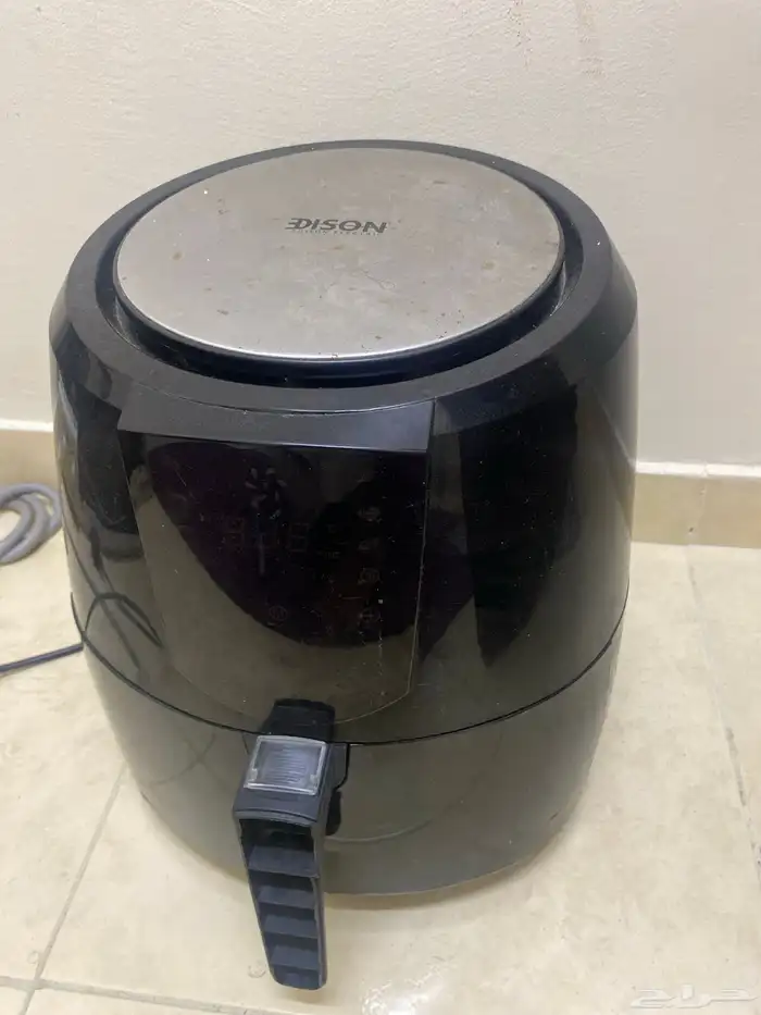 طاولة تلفزيون للبيع وقلاية هوائية 3