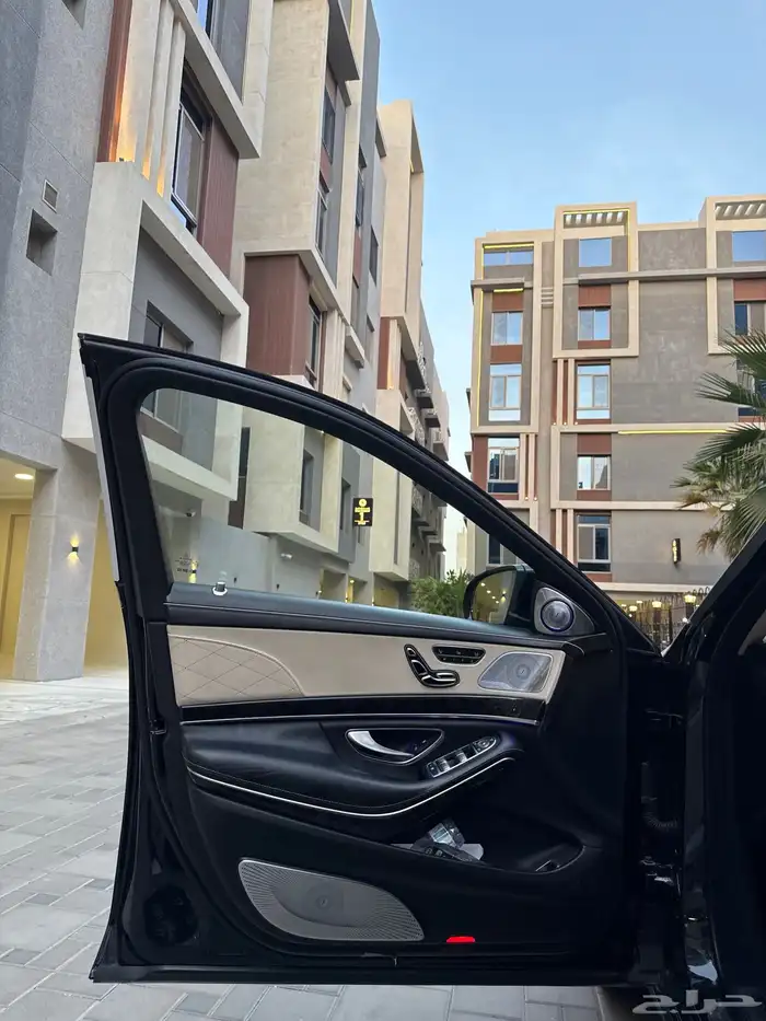 Mercedes مايباخ 2017 23
