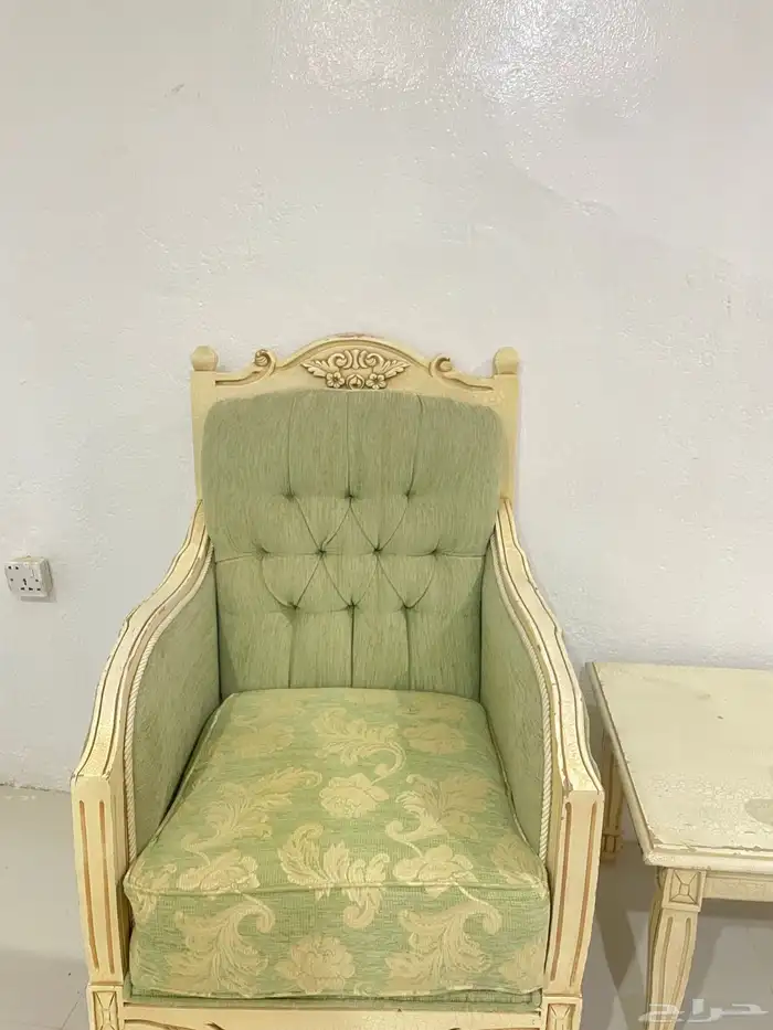 كنب نظيف للبيع لاعلى سوم 0