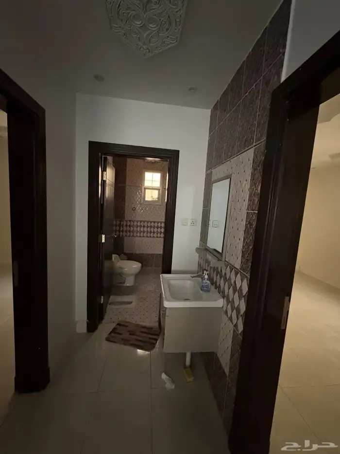دور للايجار حي احد 4