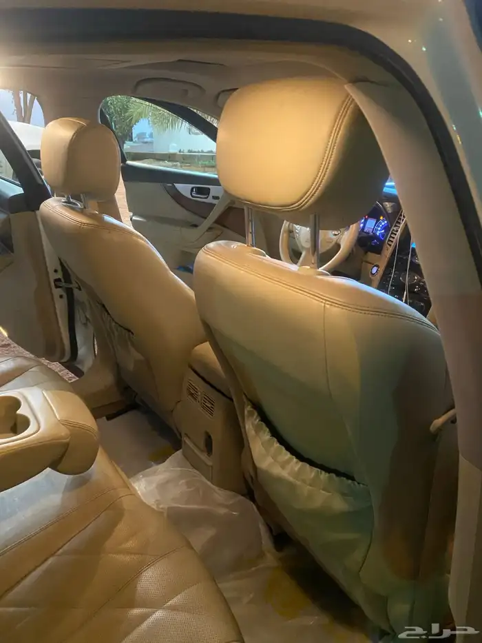 انفنتي QX70 فل كامل للبيع موديل 2013 8