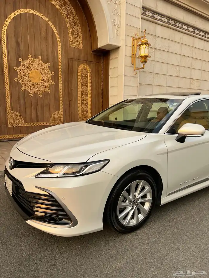 للبيع كامري GLE 2024 فل كامل نظيفه جدا 1