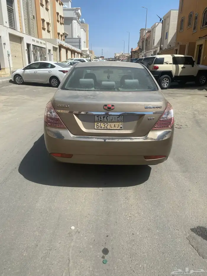 جيلي ec7 مخبطه 1