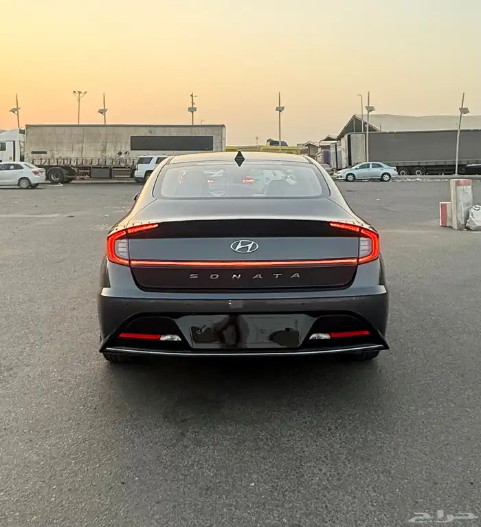 هيونداي سوناتا 2022 ( بنزين ) شبه جديدة للبيع 4