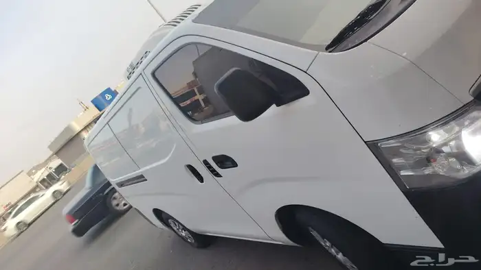 للبيع باص بضاعة نيسان 2020 الموقع الطائف 1