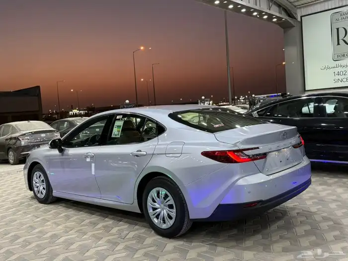 تويوتا كامري E 2025 سعودي عبداللطيف 5