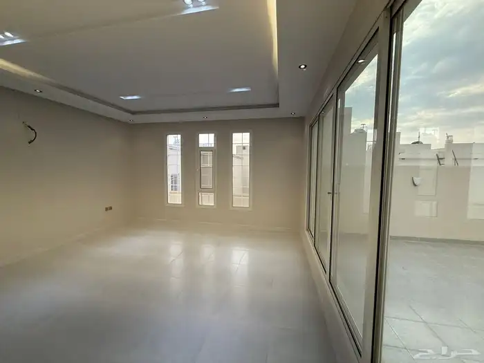 فيلا فاخرة للإيجار 35