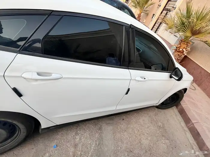 فورد فيوجن للبيع 6