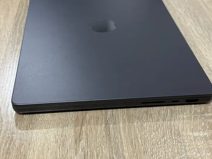 ماك بوك برو MacBook Pro M3 Pro 3
