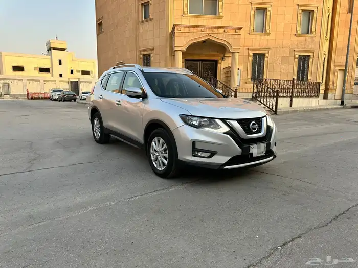 نيسان اكس تريل موديل 2022 2