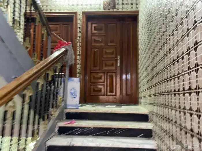 عقار للبيع مساحة 1056م فرصتك للاستثمار والسكن 8