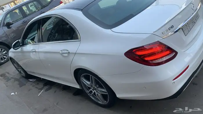 مرسيدس E300  2018 1