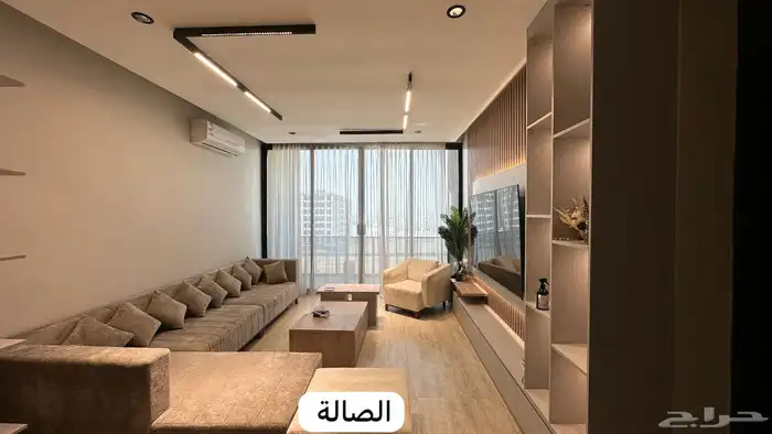 شقة فخمه وجديده للايجار 0