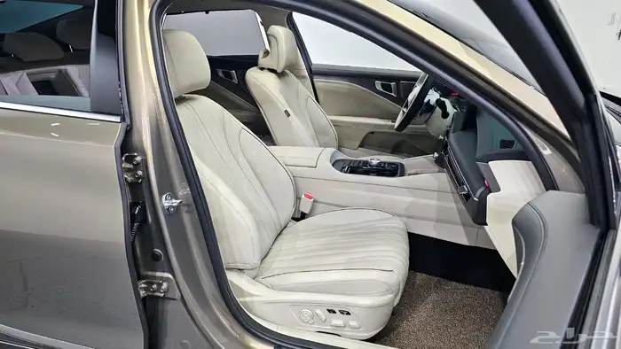 للاستيراد من كوريا _ كيا K8 دبل _ 2025 7