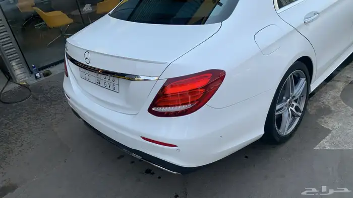 مرسيدس E300  2018 4