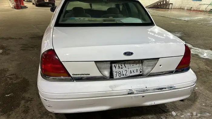فورد 2002 حكومي 2