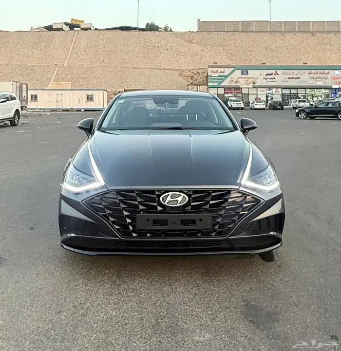 هيونداي سوناتا 2022 ( بنزين ) شبه جديدة للبيع 1