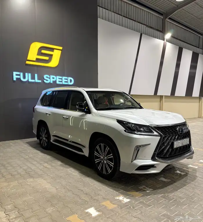 لكزس LX 570 موديل 2018 1