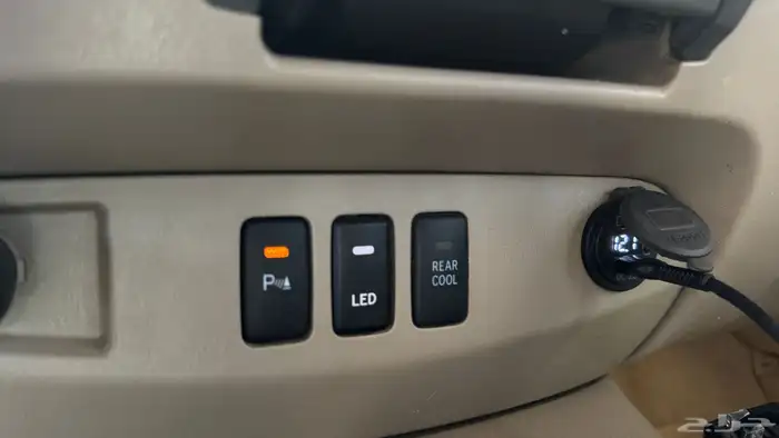 فورتشنر 2011 VX قير عادي 6 سرندل 11