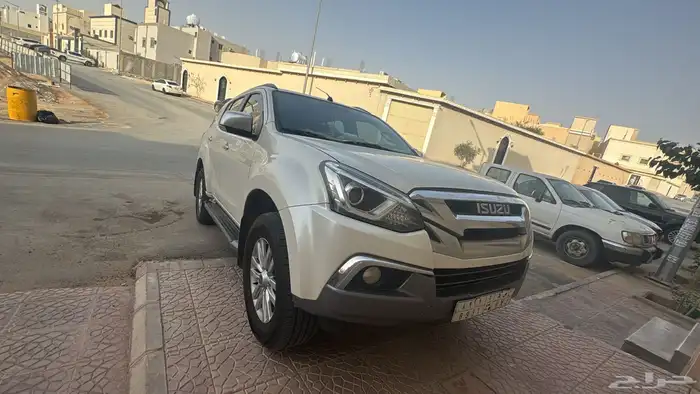 ايسوزو mux 2019 فل كامل 1
