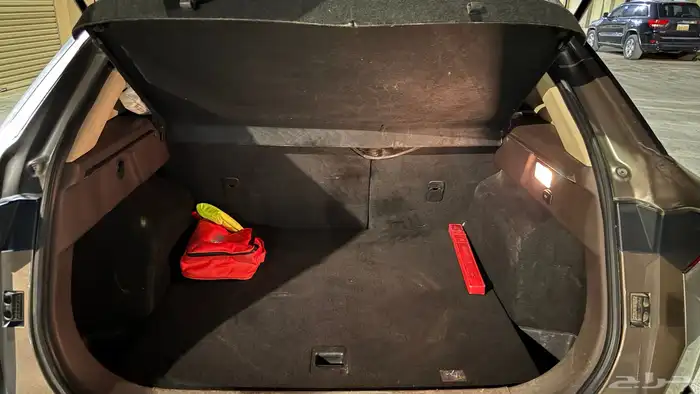 للبيع جيب صيني فاو T77 11