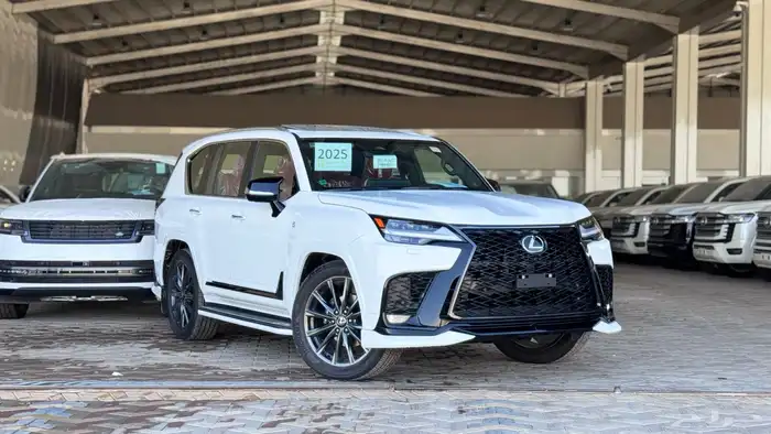 لكزس F SPORT وارد الساير موديل 2025 0