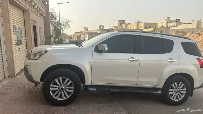 ايسوزو mux 2019 فل كامل 3