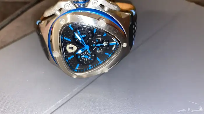 ساعة لمبرجيني اصلية وكيل الحميضي 4