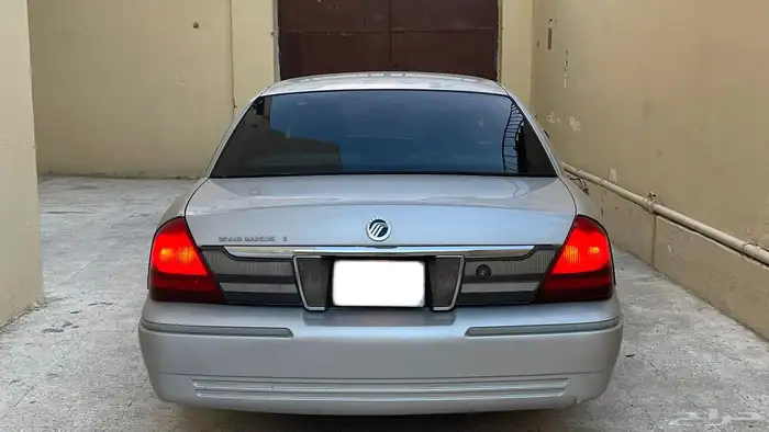 فورد قراند ماركيز 2010 2
