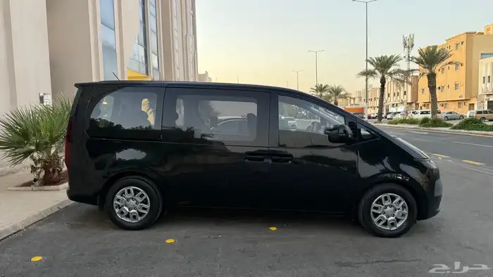 هونداي ستاريا 2023 ديزل 3