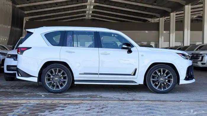 لكزس F SPORT وارد الساير موديل 2025 2