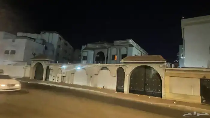 عقار للبيع مساحة 1056م فرصتك للاستثمار والسكن 1