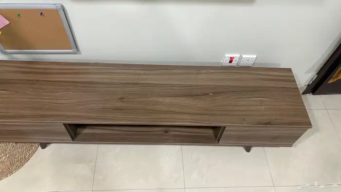طاولة تلفزيون 0