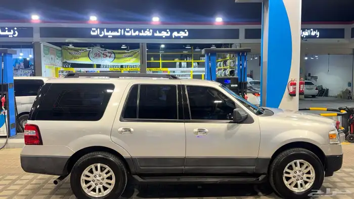 فورد اكسبيدشن 2013 ممشاه 182الف فقط 2