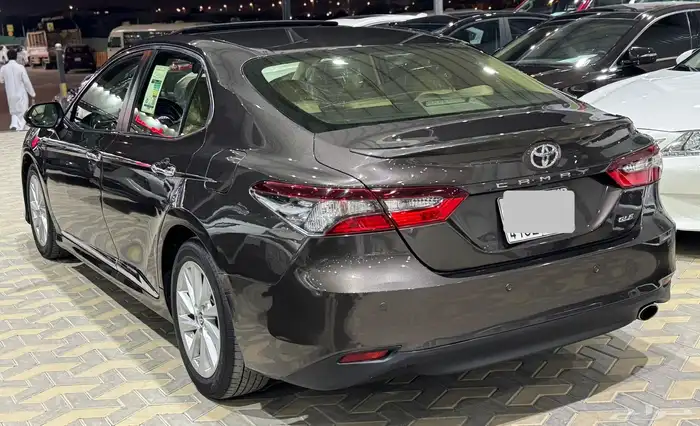 تويوتا كامري GLE بنزين 2024 13