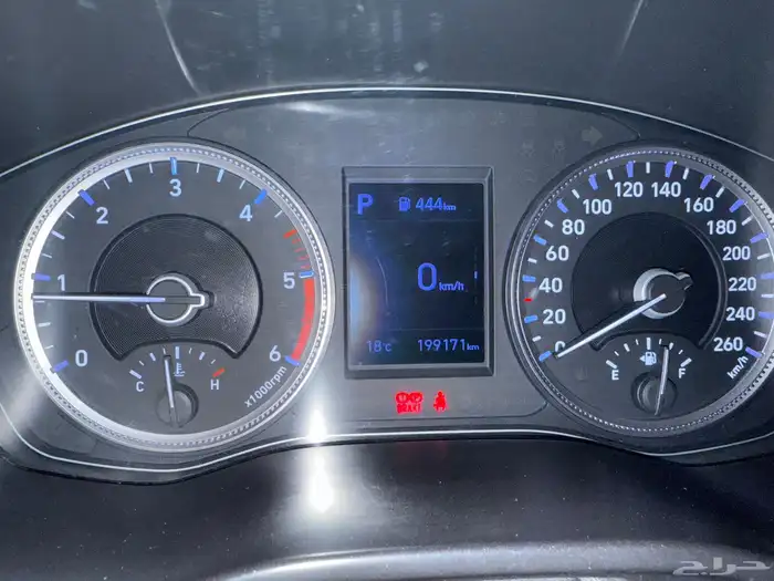 للبيع سنتافي أبيض موديل 2019 دبل 4