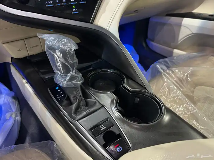 تويوتا كامري GLE بنزين 2024 9