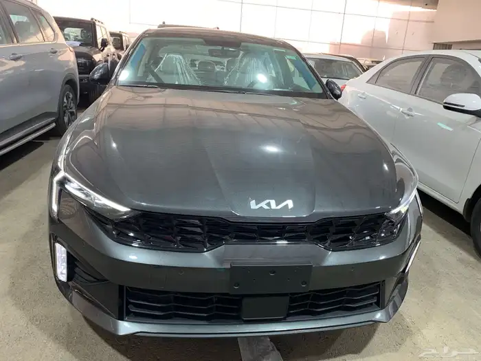 كيا K5 2026 نص فل بصمه وبانوراما و مقاعد جلد و كهربا 0