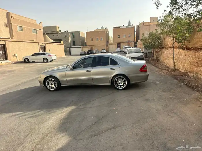 مرسيدس E200  سلندر 4 3