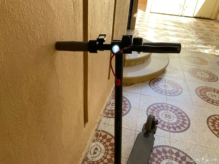 سكوتر نضيف وقوف 6